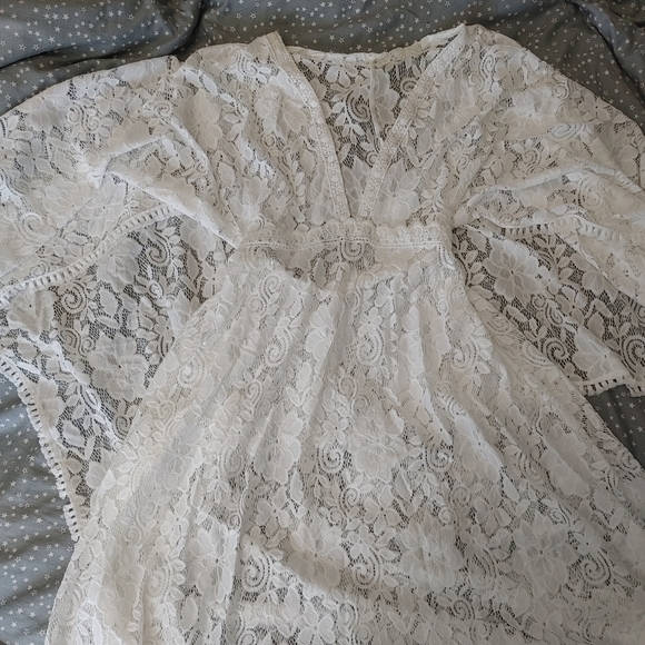 Dresses & Skirts - White Lace Wedding Maternity Dress